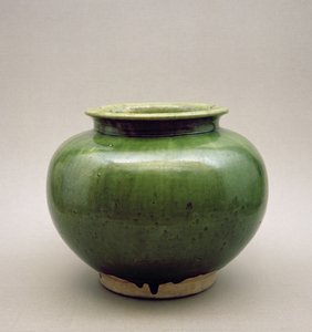 Kiinalainen purkki, Yueh-astiat, Six Dynasties (265-589AD) (seladon-astiat)